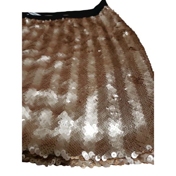 DKNYC Matte Gold Sequined Mini Skirt - Size 2x - Picture 6 of 10